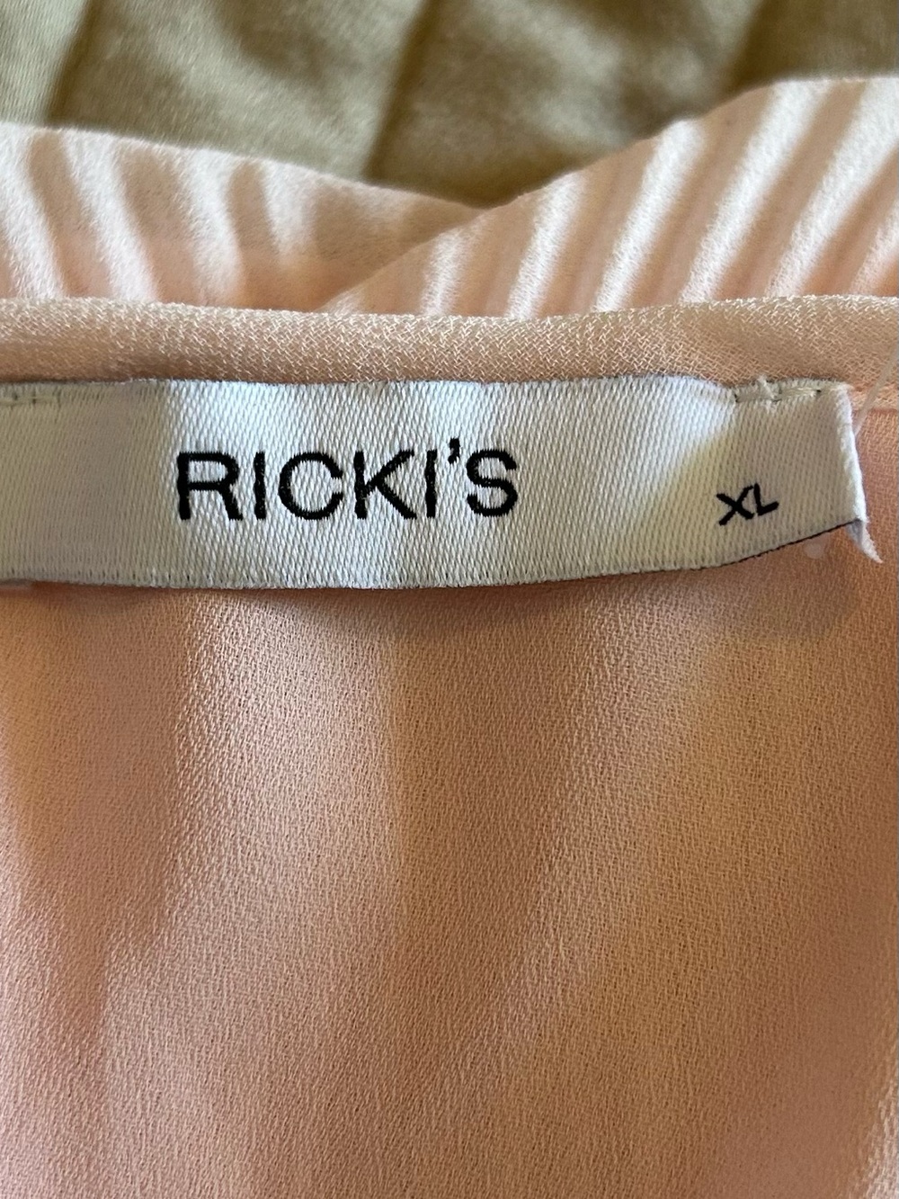 NWT Ricki's Pink Pleated Sleeveless Blouse - Picture 6 of 6